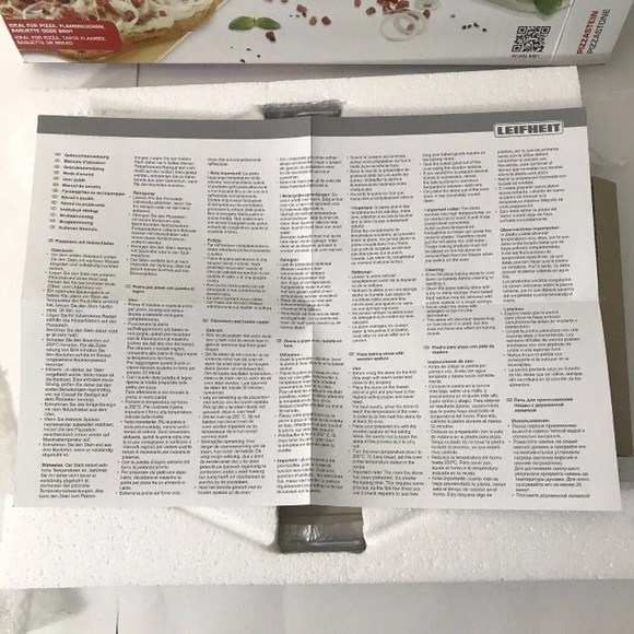 Leifheit Square Ceramic Pizza Stone w Spatula NEW - Picture 9 of 12